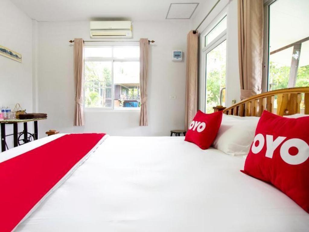 Oyo 999 Baan Pak Rom Ruen Hotel HHQ Buitenkant foto
