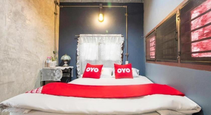 Oyo 999 Baan Pak Rom Ruen Hotel HHQ Buitenkant foto