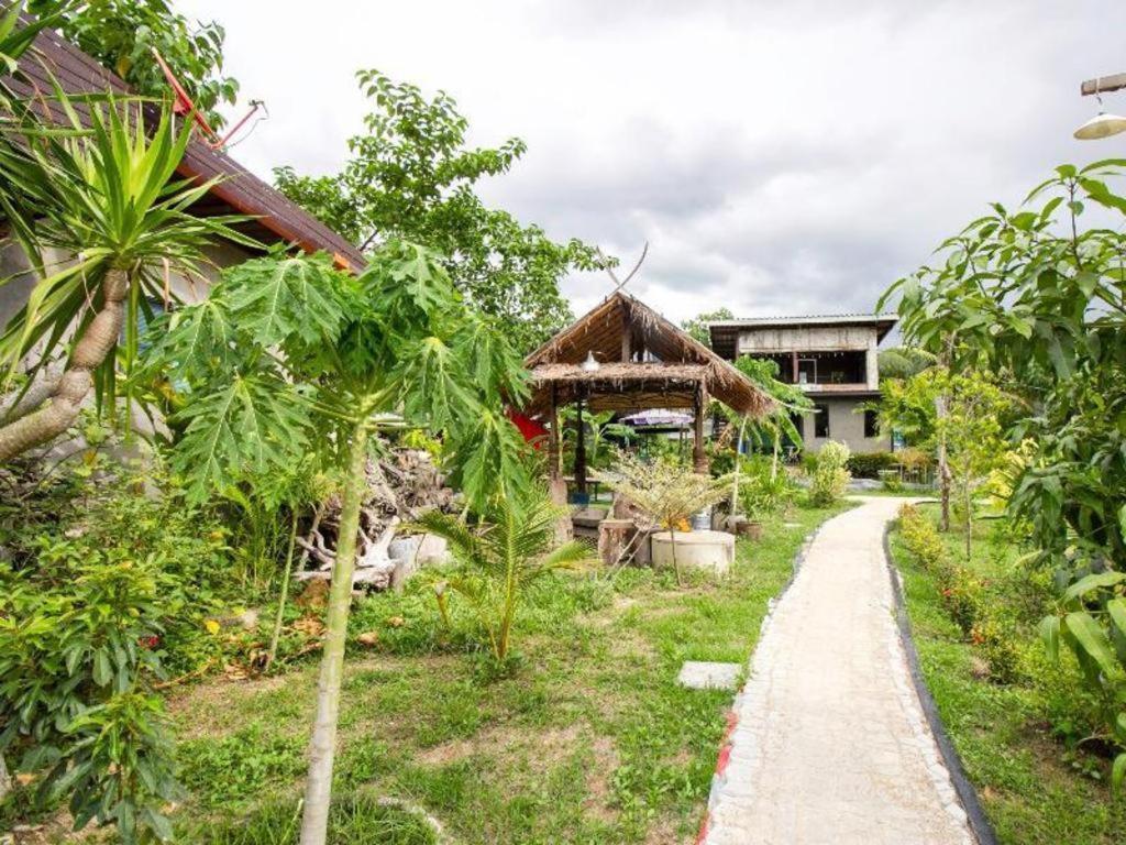 Oyo 999 Baan Pak Rom Ruen Hotel HHQ Buitenkant foto
